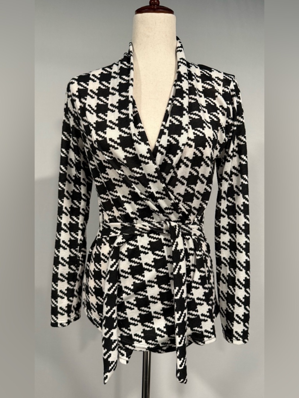Women’s Black & White Houndstooth Wrap Cardigan with Built In Belt